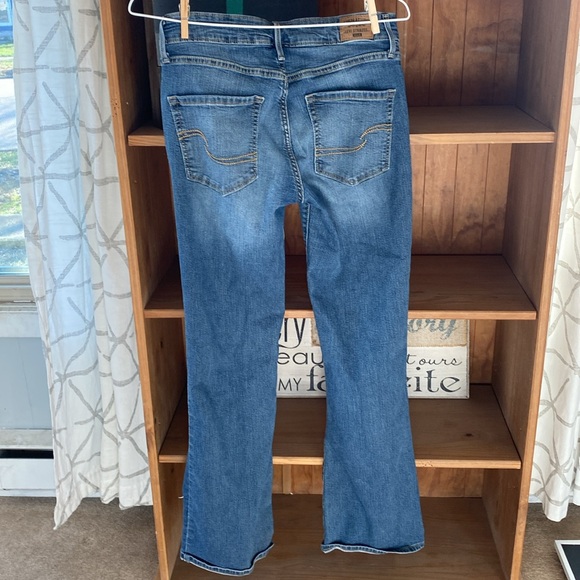 Levi Jeans - Picture 2 of 2